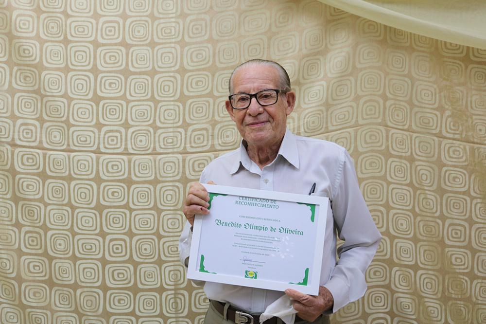 Benedito Olímpio de Oliveira Seu exemplo de vivacidade, bom humor e elegância como trata as pessoas, são suas características mais marcantes. Foto Nathalia Bonholi 