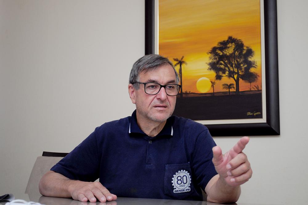 Almir Del Padre é um dos mais de 100 candidatos a uma das nove vagas na câmara de vereadores nas eleições deste ano