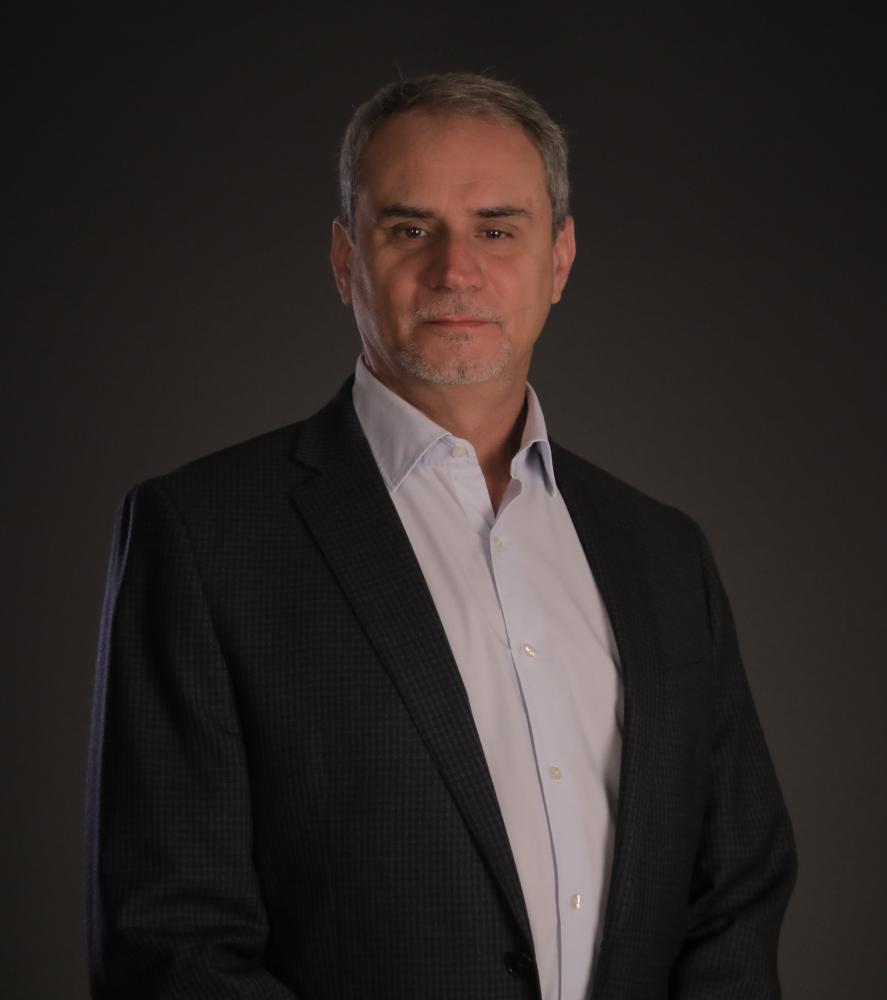  Fabio Torretta é engenheiro agrônomo especialista em marketing e gestão, diretor do Sindicato Nacional da Indústria de Produtos para Defesa Vegetal (Sindiveg) e presidente da UPL Brasil