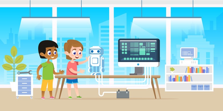 A proposta é que os próprios docentes apresentem a instrução para os colegas, usando tecnologias e metodologias educacionais e ativas