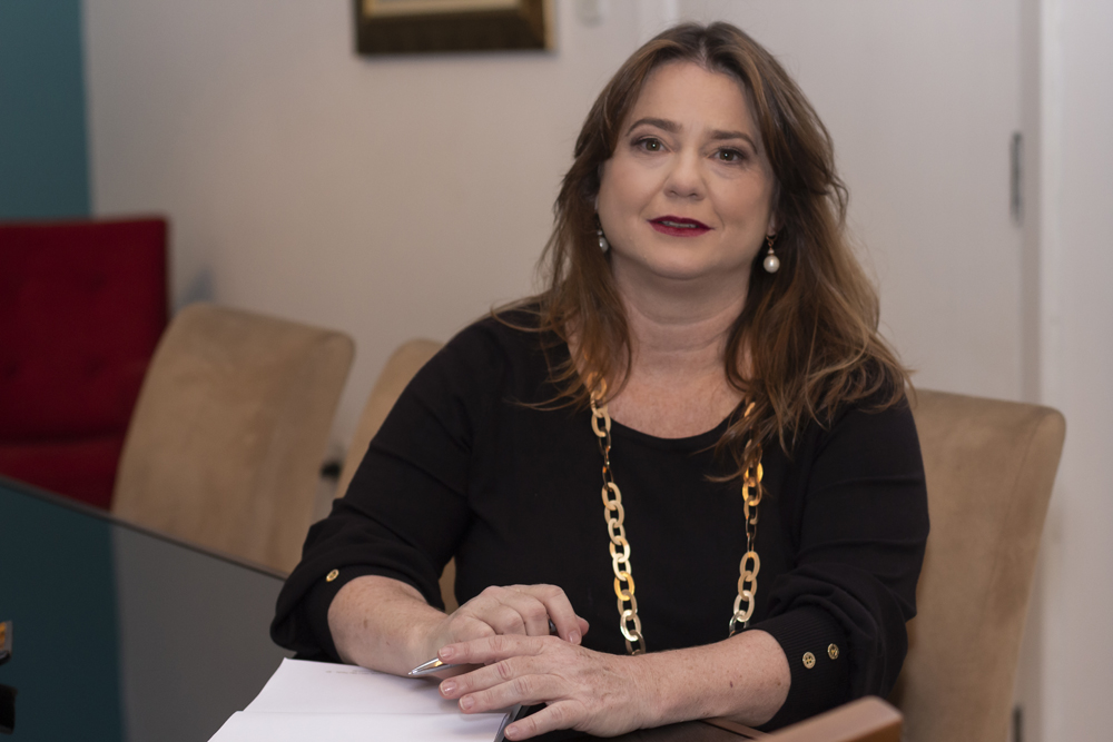 Jacqueline Valles é jurista e mestre em Direito Penal