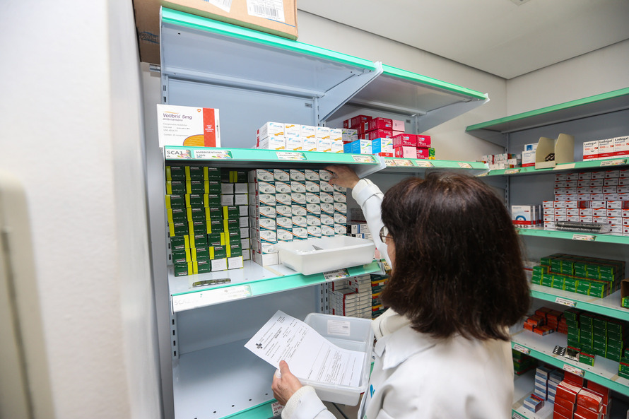 O secretário Beto Preto afirma que o avanço percebido na Assistência Farmacêutica reflete na segurança das estruturas que o Estado já tem