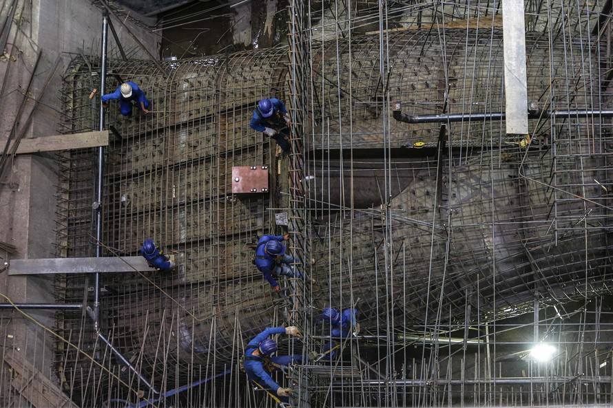 Até lá a PCH já estará produzindo energia, já que as quatro unidades geradoras começam a entrar em operação, uma a uma, no mês de abril