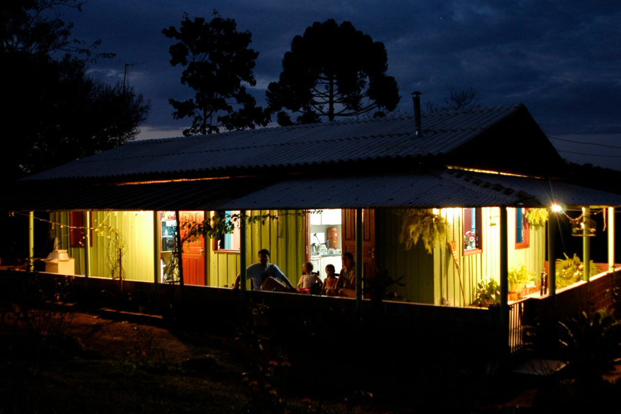 O Luz Fraterna é um subsídio de energia elétrica dado pelo Governo Estadual