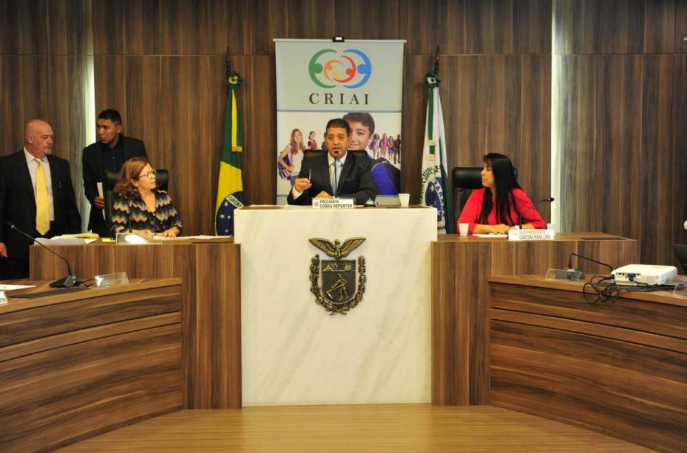 A mãe do bebê teria dito aos policiais que a criança comeu a última vez na quinta-feira, às 17h, e depois dormiu