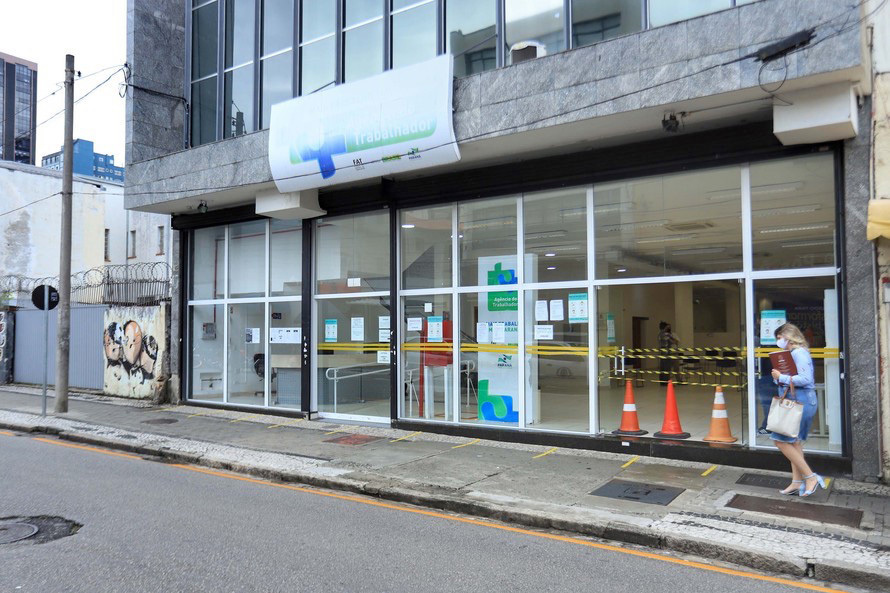 Já no Interior, as unidades que ofertam mais oportunidades são as de Cascavel, Cianorte, Umuarama, Assis Chateaubriand e Marechal Cândido Rondon.