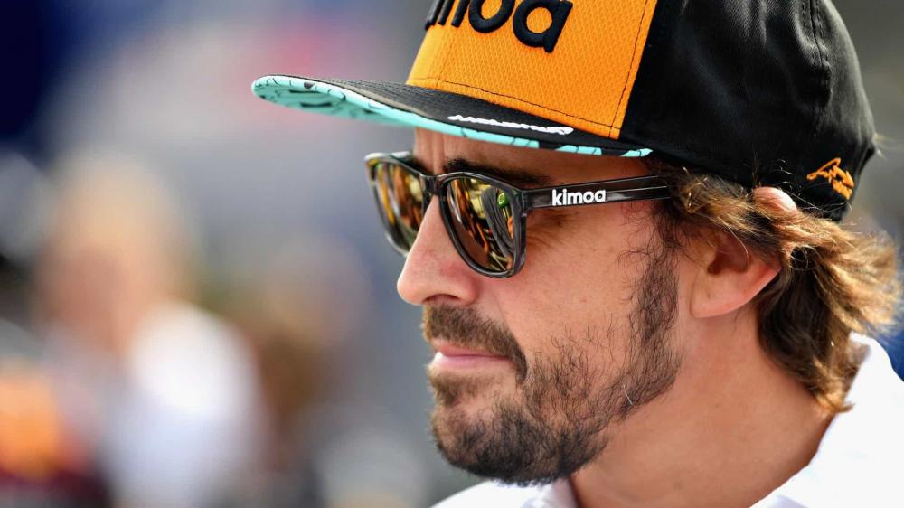 'Ainda há algumas coisas em que preciso trabalhar após dois anos fora e isso é algo que estamos olhando. Será muito importante maximizar e marcar pontos em todos os finais de semana', completou Alonso.
