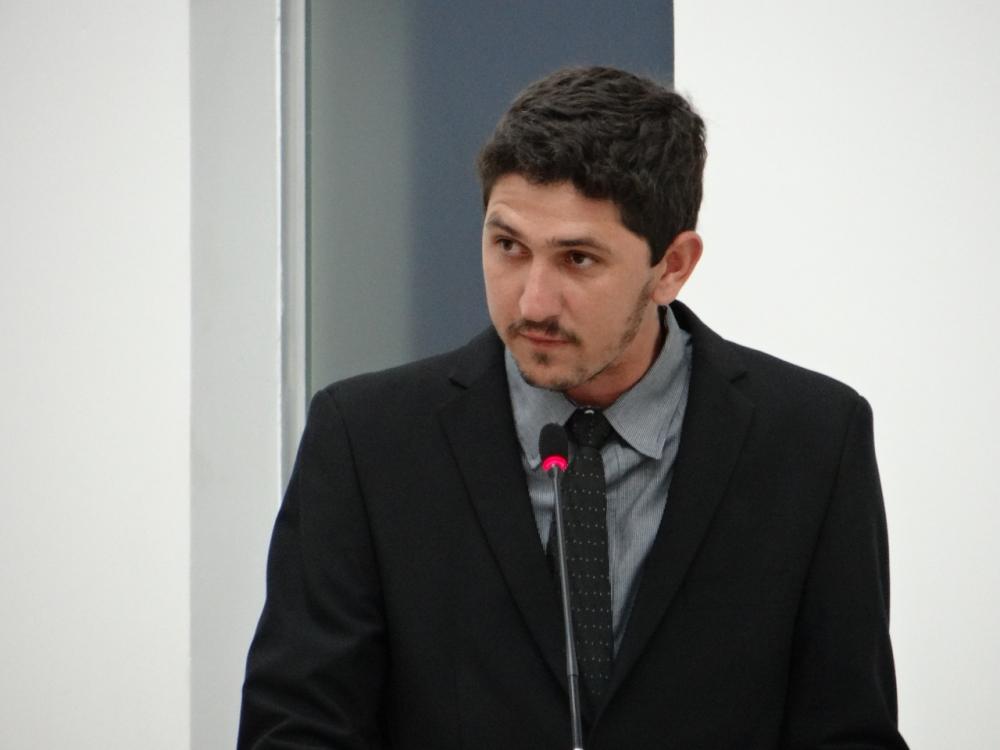 Vereador Flavinho Maiorky (Democratas) lamentou nesta quinta-feira (18) as 43 vidas perdidas para a Covid-19, em Santo Antônio da Platina