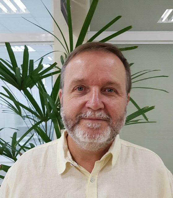 Jorge Miklos, analista Junguiano e Sociólogo. Graduado em História e Ciências Sociais. Especialista em Psicologia Analítica.