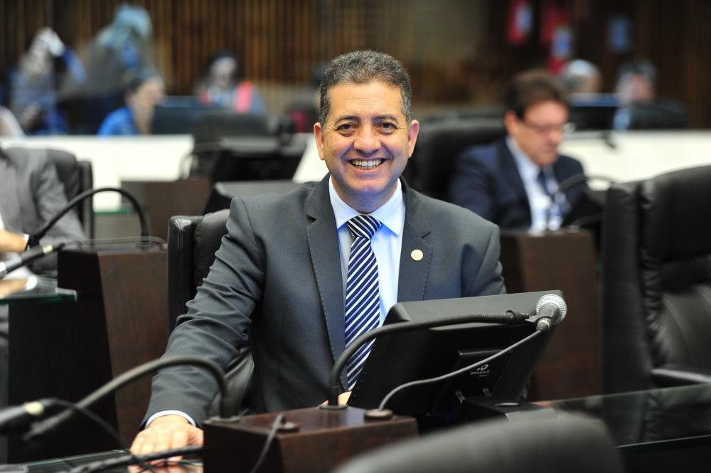 O deputado Cobra Repórter destaca que as redes sociais são ferramentas que utiliza para defender as causas que representa, dar transparência ao mandato e prestar contas à população. 