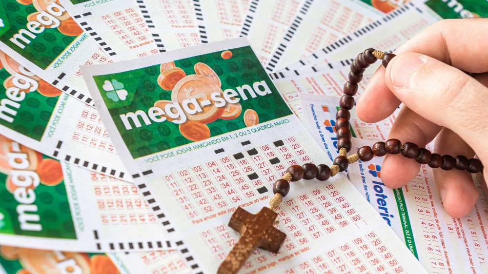 As apostas para o concurso 2.358 podem ser feitas até as 19h (horário de Brasília) do dia do sorteio, nas casas lotéricas credenciadas pela Caixa, em todo país ou pela internet