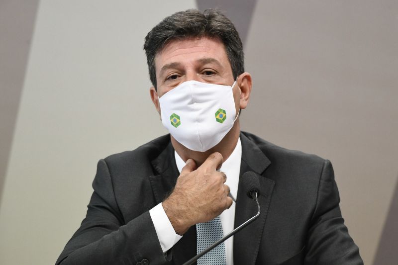 Mandetta começou a falar com quase uma hora de atraso na CPI da Covid - (Foto: Jefferson Rudy/Agência Senado - 04.05.2021)