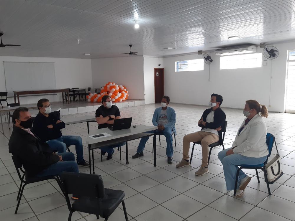 Desde o início do mês lideranças locais estão se reunindo para elaborar um documento para envio ao Governo do Paraná e Frente Parlamente do Pedágio para demonstrar a realidade Municipal
