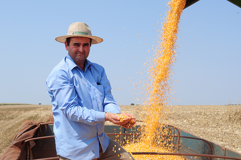 José Viegas é produtor rural em Cambará 