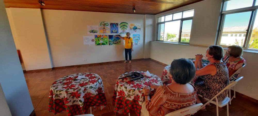 “Mais que uma obra artística, o concurso visa levar a criança a pensar sobre um mundo melhor”, Ana Sinhorini Rodrigues Ferreira