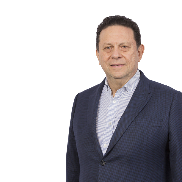 João Guilherme Sabino Ometto é engenheiro (Escola de Engenharia de São Carlos - EESC/USP), empresário e membro da Academia Nacional de Agricultura (ANA).