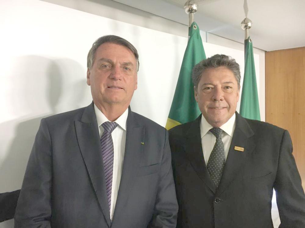 Presidente Jair Bolsonaro e Dr. Paulo Leal - Presidente da Federação dos Plantadores de Cana do Brasil durante encontro em Brasília 
