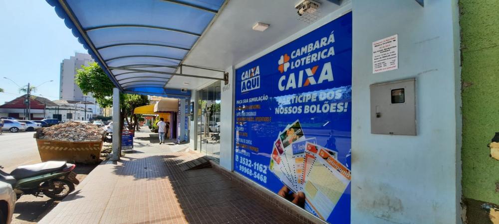 Imagem da Casa Lotérica de Cambará minutos após o ataque: Foto: Carlos Roberto Francisquini/Jornal CIRCULANDOAQUI 