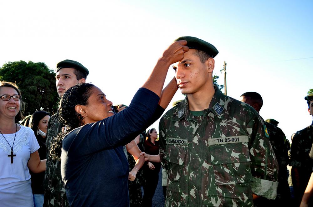 Para Janaina Cristina Oliveira, mãe do soldado Candido, aquele momento significou muito para sua família
