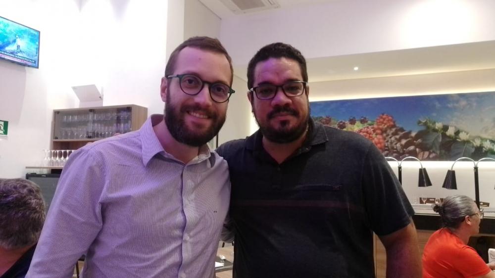 Deputado Filipe Barros e Alison Calegari Diretor do Movimento Direita Cambará