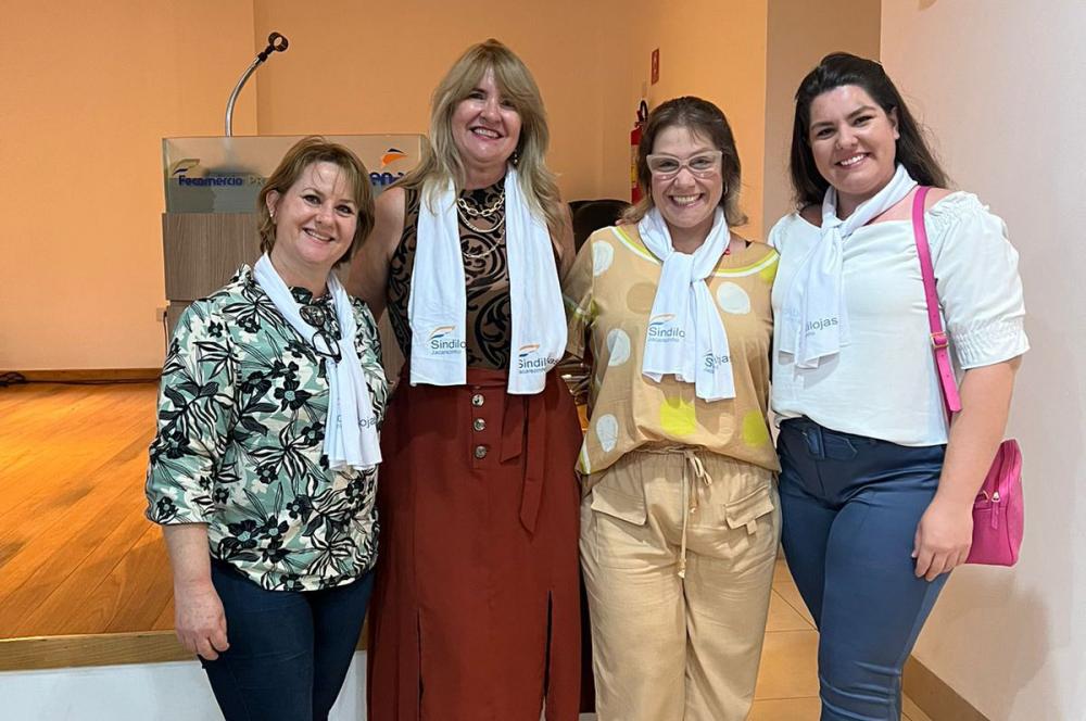 Clau Guerra, Mara Mello, Carla Almeida e Monike Trautwein