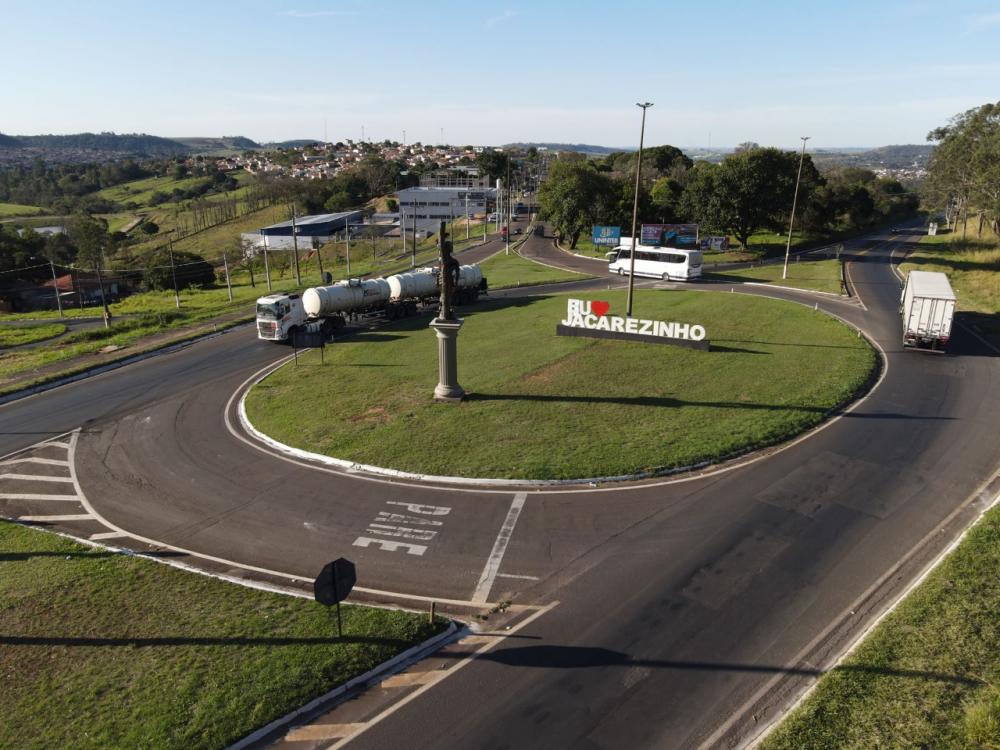 Jacarezinho começou 2023 com abertura de novos postos de trabalho