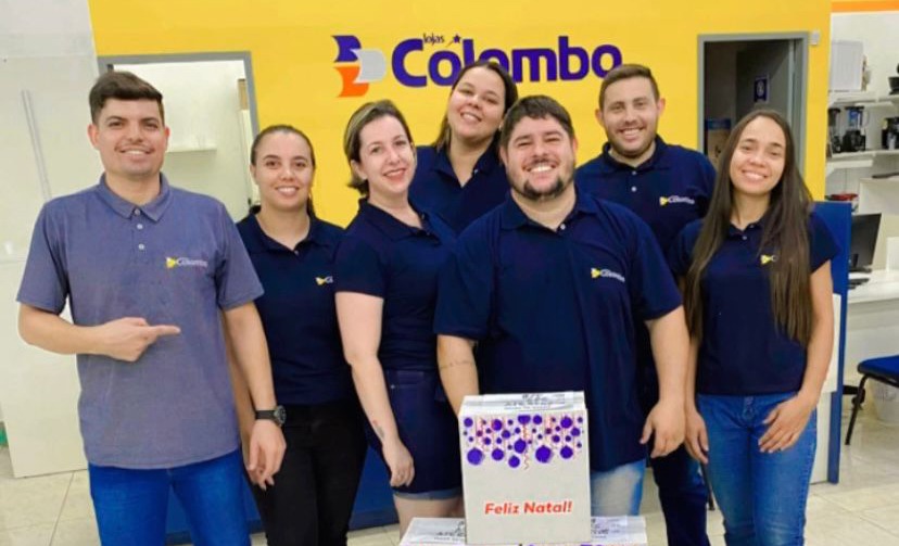 Equipe Colombo da unidade Cambará das Lojas Colombo