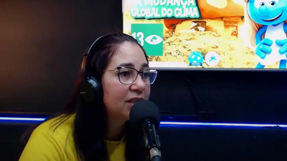 Francielli Axman Tavares Duarte - Durante entrevista para a Rádio Circulando 