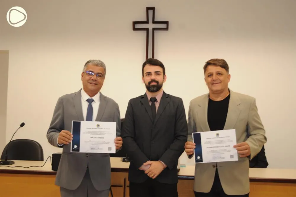 Walcir Joaquim, Dr. Rafael da Silva Melo Glatzl e Gil dos Anjos - Foto: Carlos Roberto Francisquini/Arquivo JORNAL CIRCULANDO