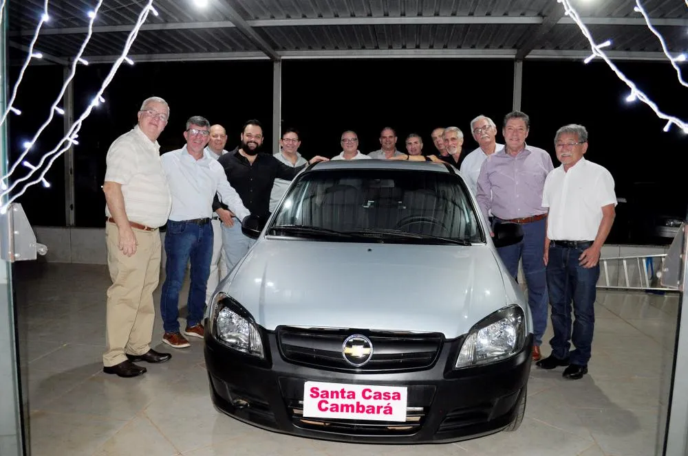 Diretoria e parceiros da Sanda de Cambará - Foto: Carlos Roberto Francisquini 