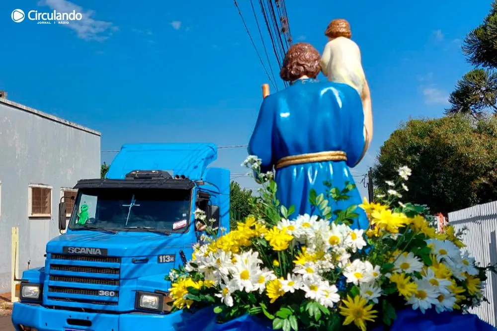 Fieis Católicos de Cambará celebram dia de São Cristóvão com carreata - Foto: Carlos Roberto Francisquini/Arquivo Jornal Circulando