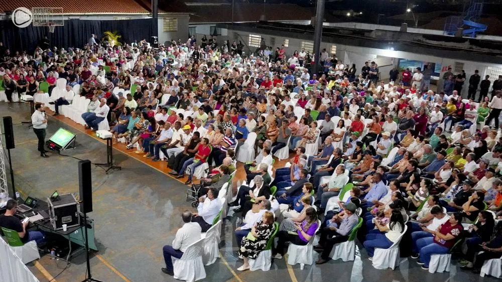 Vista parcial da assembleia de prestação de contas da Cooperativa Sicredi Paranapanema Serrana em Cambará - Fotos: Carlos Roberto Francisquini/Arquivo Jornal Circulando