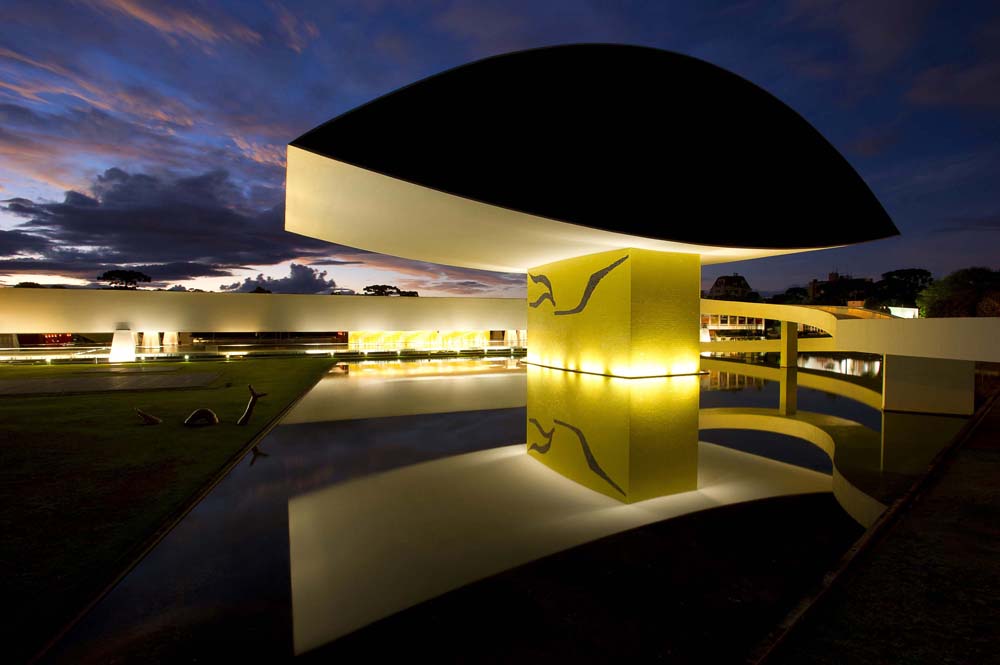 Museu Oscar Niemeyer conta com uma programação virtual especial