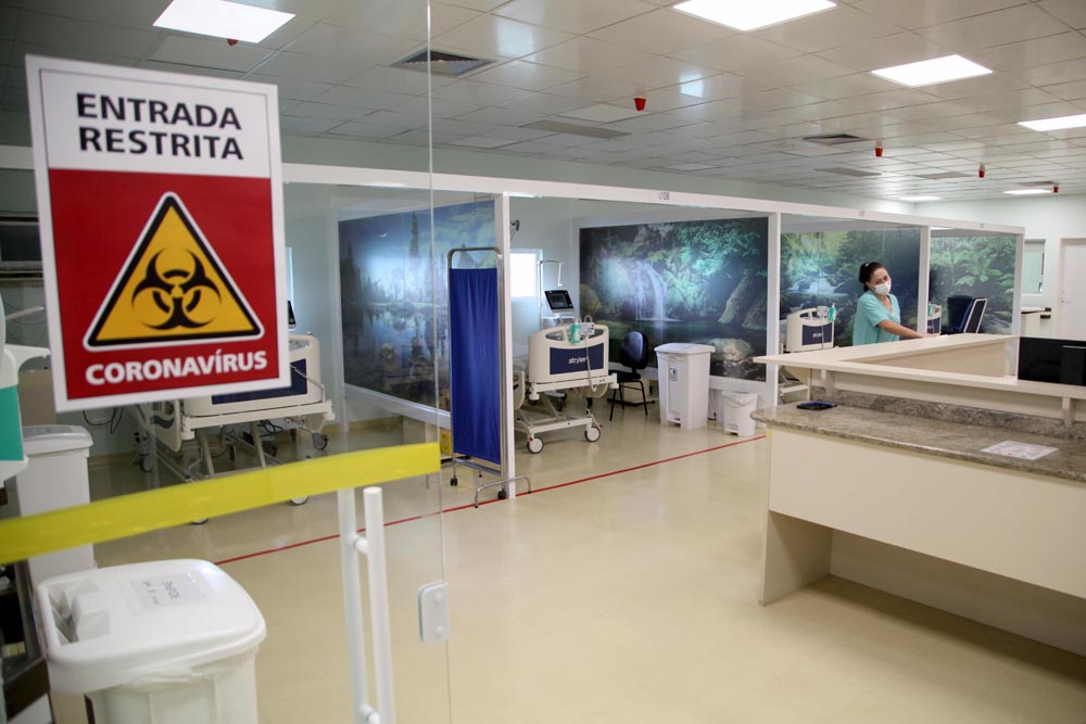 Outros 28 quartos de enfermaria estão sendo transformados em áreas de terapia intensiva