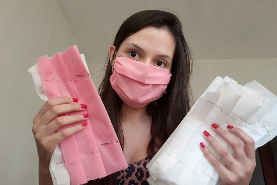 Estudantes e professores da UENP trabalham na confecção de máscaras de tecido para serem distribuídas gratuitamente para a comunidade