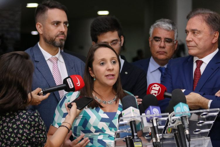 Parlamentares do Podemos manifestaram apoio ao ministro da Saúde, Luiz Henrique Mandetta, demitido do cargo pelo presidente da República Jair Bolsonaro - Foto: Saulo Rolim 