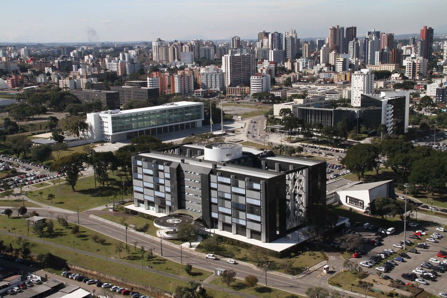  As novas alíquotas passaram a vigorar em março para os servidores militares - ativos, inativos e pensionistas