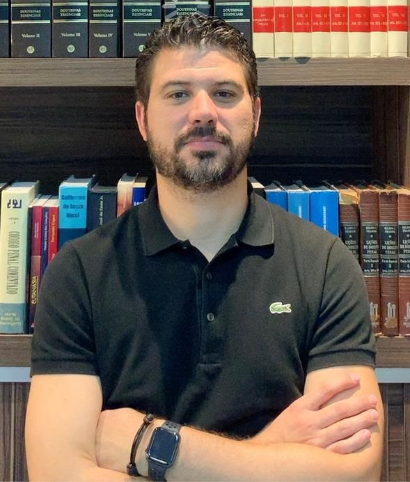 Acacio Miranda da Silva Filho é especialista, professor e autor em Direito Eleitoral, Constitucional e Penal Internacional