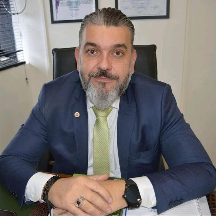 Alessandro Azzoni é advogado, economista e especialista em Direito Ambiental.