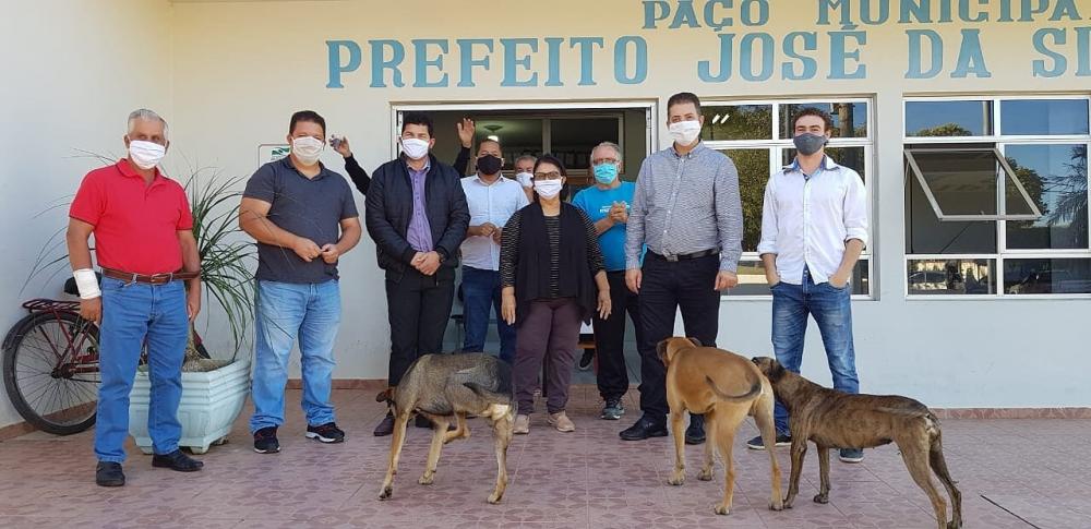 O deputado conseguiu R$ 25 mil para a castração na cidade junto à secretária estadual de Desenvolvimento Sustentável e Turismo