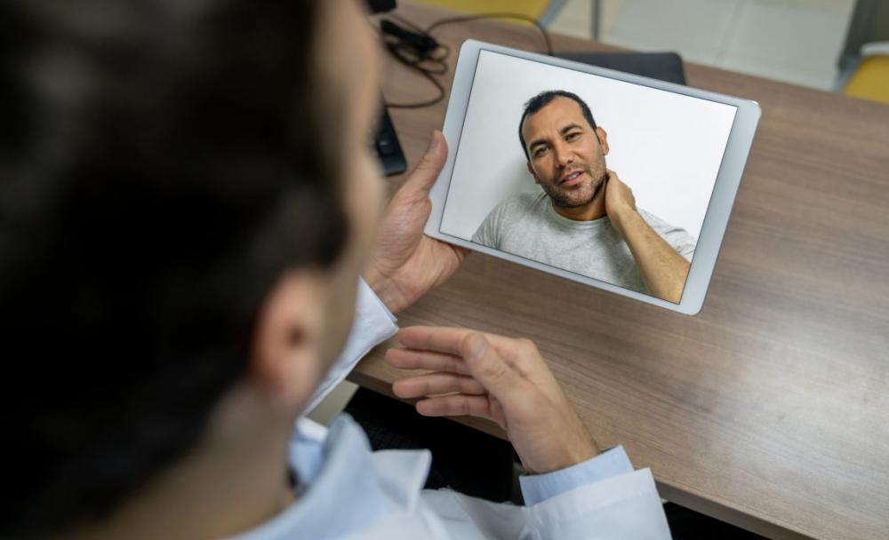 Especialista fala sobre sua experiência com os atendimentos online e dá dicas para encarar o período