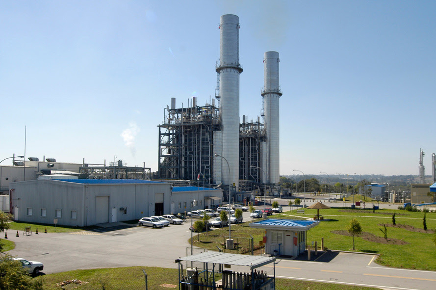 Através do contrato de compra e venda de energia elétrica para exportação firmado com a comercializadora de energia Tradener, a UEGA exportará energia até final de julho, e continuará a realizar ofertas semanais frente a necessidade da demanda Argentina