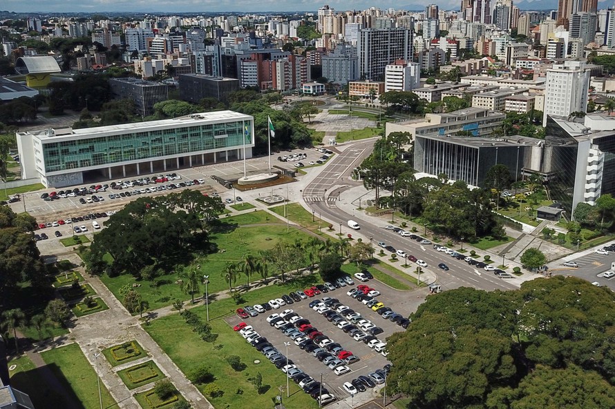  Economia compensará o aumento de despesas em outros setores