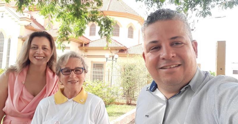 PDG Ana Sinhorini e Kelly Marzenta Presidente do Lions Clube de Cambará foram as nossas convidadas de hoje no programa Circulando no Rádio